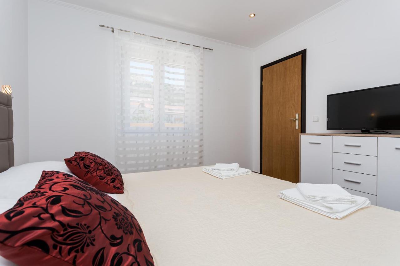 Apartments Anna I Baška Esterno foto