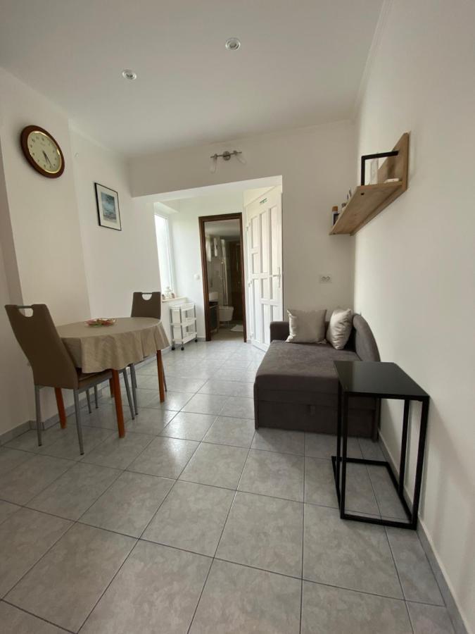 Apartments Anna I Baška Esterno foto