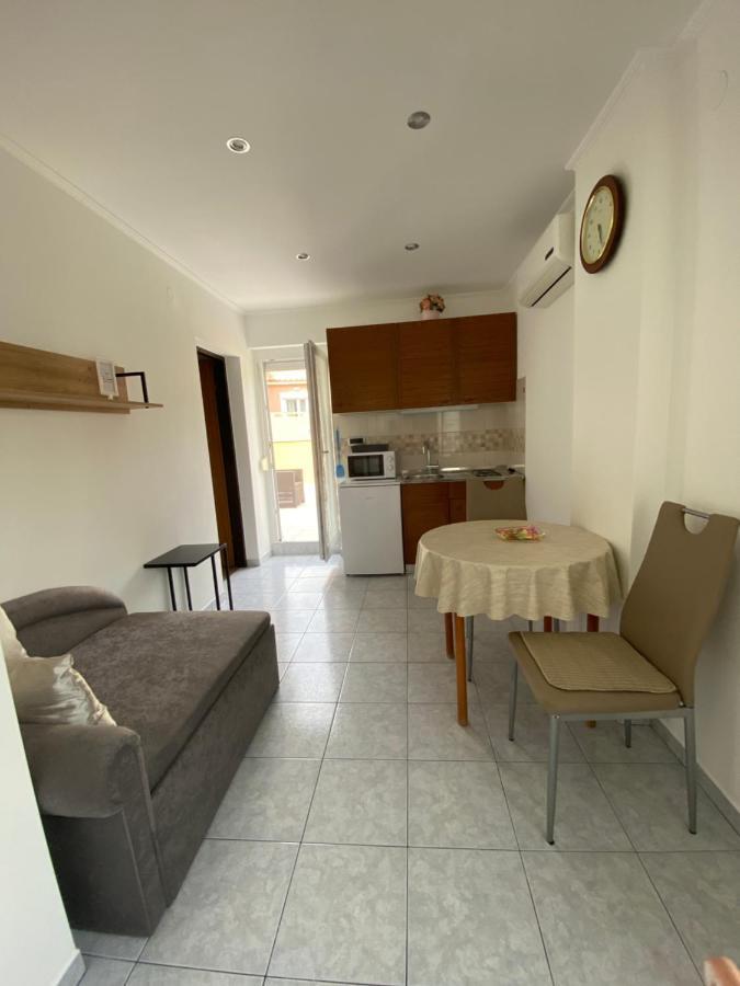 Apartments Anna I Baška Esterno foto
