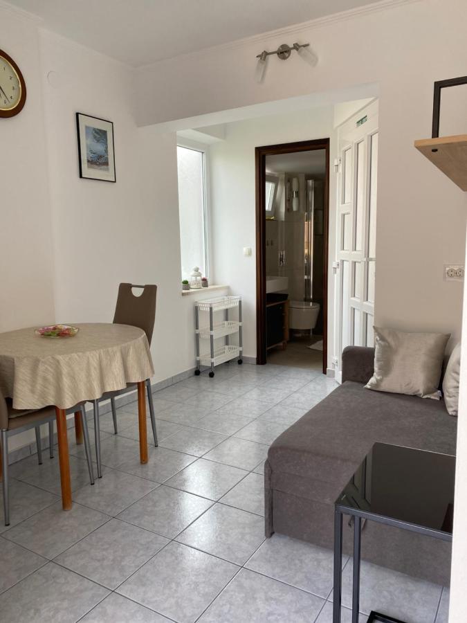 Apartments Anna I Baška Esterno foto